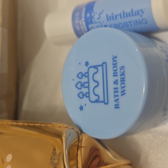 Bath & Body Works bundle!! - Picture 4 of 5